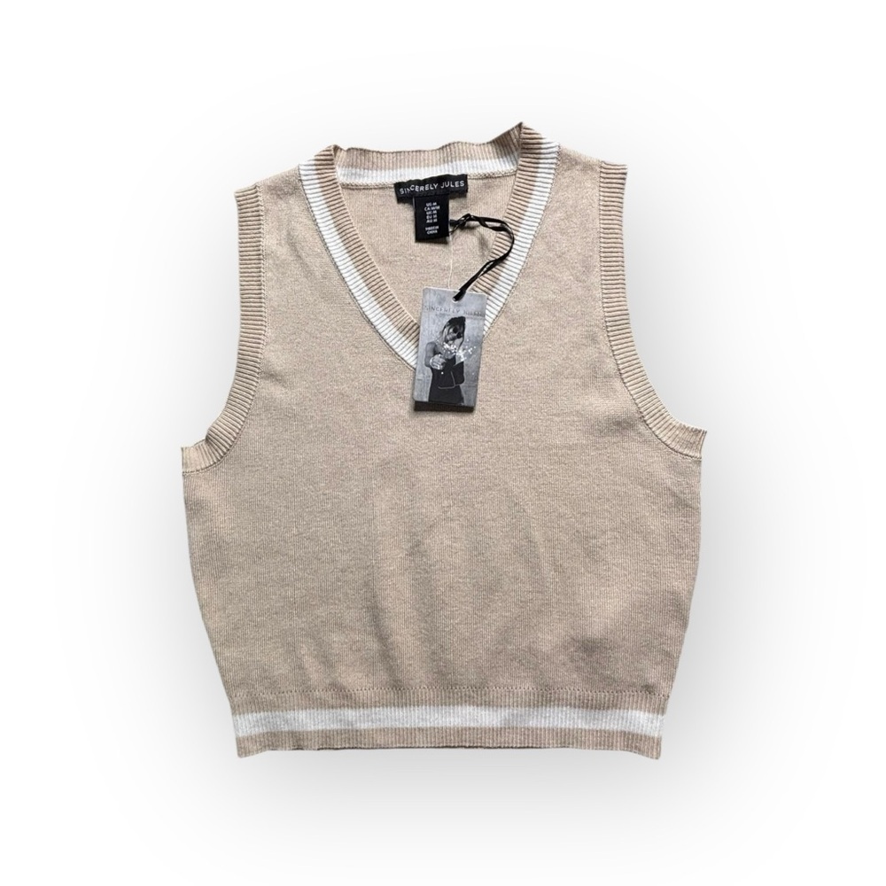 Sincerely Jules Beige Knit Sweater Vest V-Neck Ribbed Trim Women’s Size M NWT